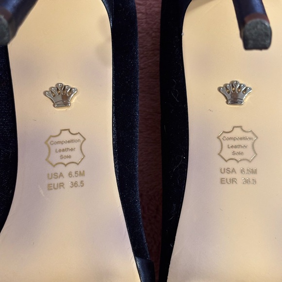 Nina New York Navy Satin Peep Toe Heels Rhinestone Size 6.5 - Picture 2 of 8